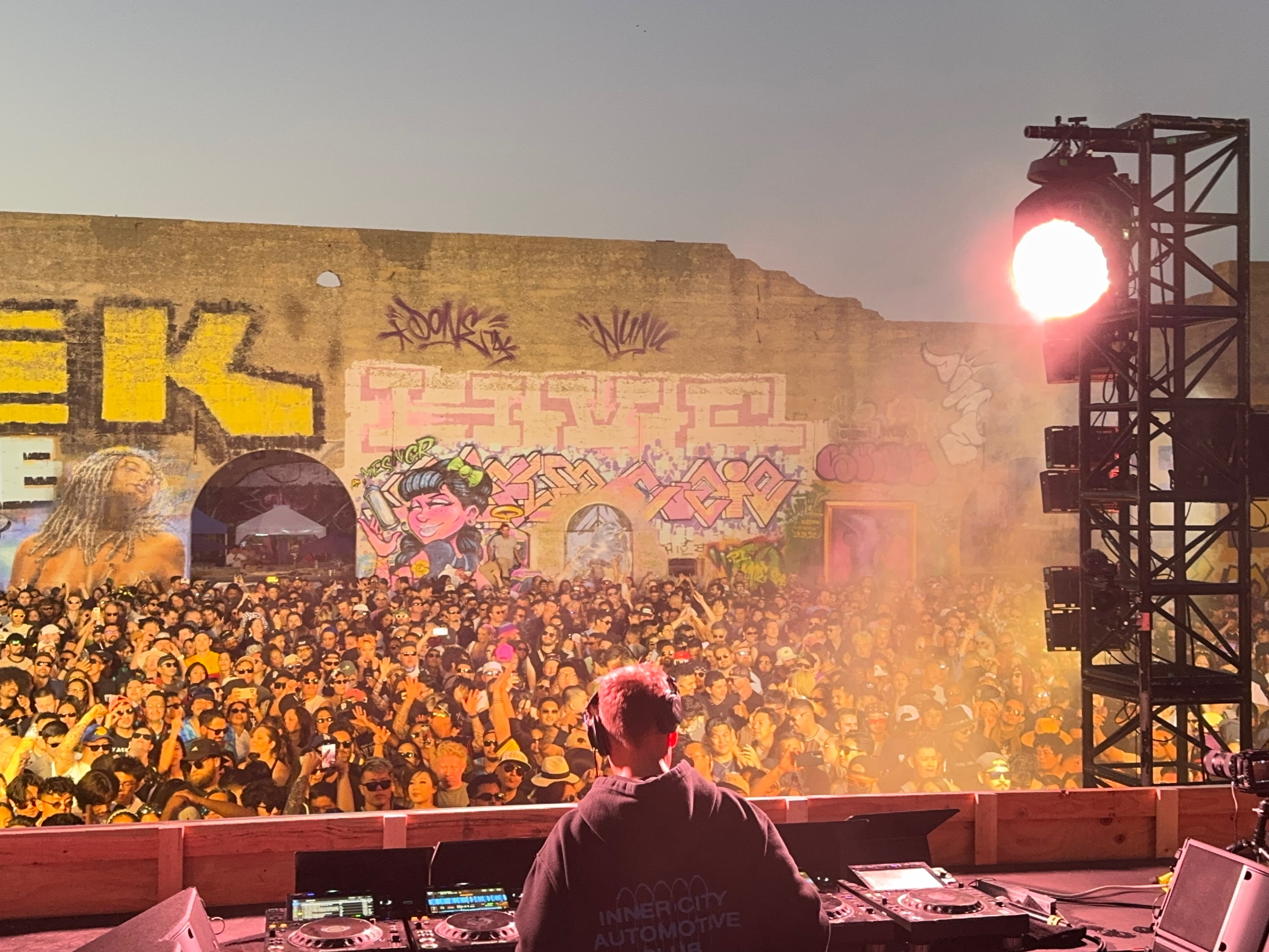 Kaskade event photo 1