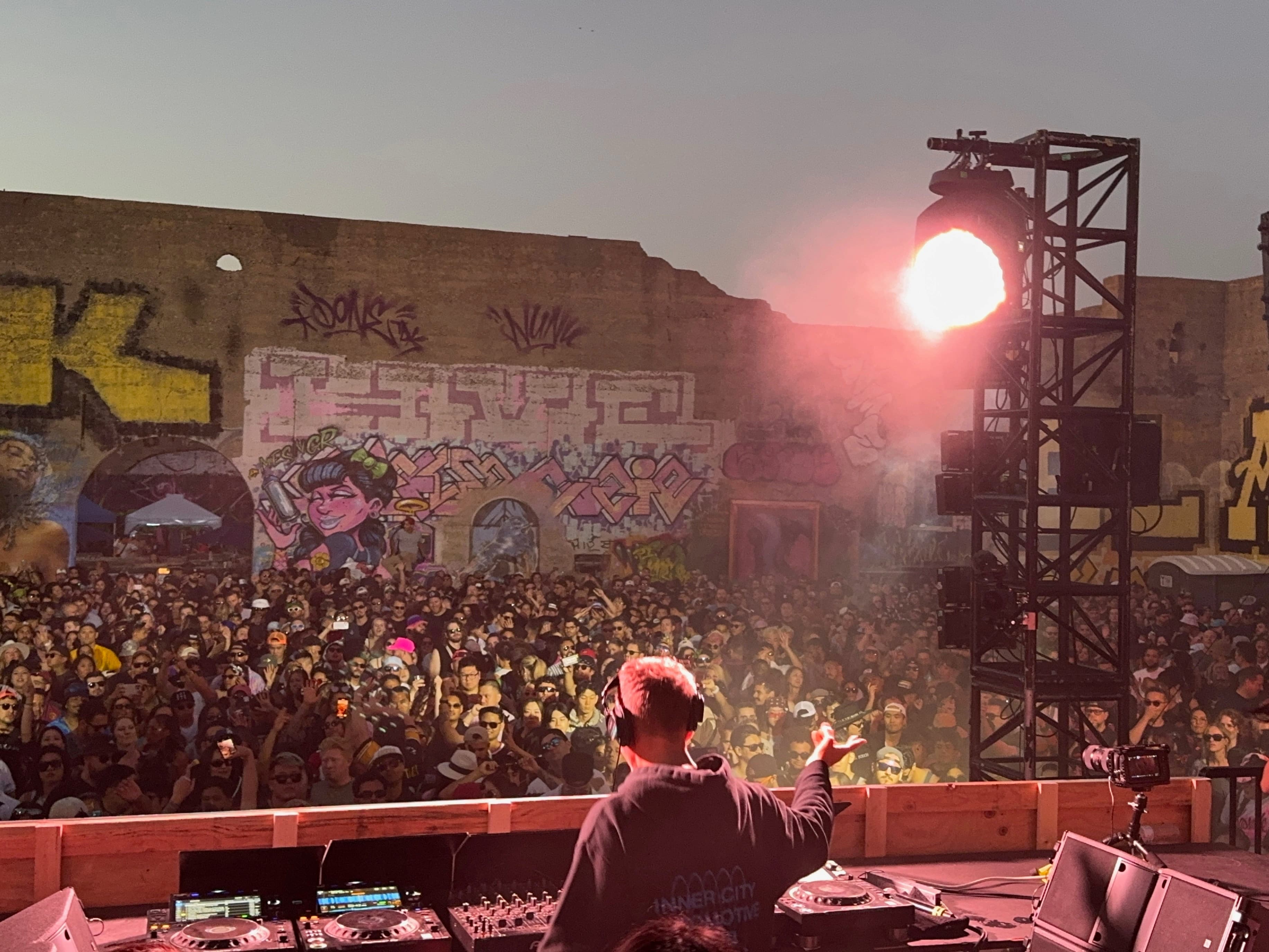 Kaskade event photo 5